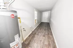 735 Highland Dr, Beaumont, TX 77705 - Photo 11