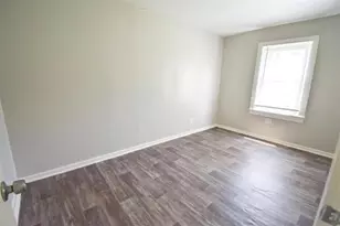 735 Highland Dr, Beaumont, TX 77705 - Photo 9