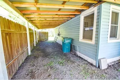 735 Highland Dr, Beaumont, TX 77705 - Photo 5