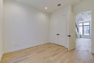 1803 Dunlavy St, Houston, TX 77006 - Photo 7