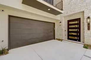 1803 Dunlavy St, Houston, TX 77006 - Photo 3