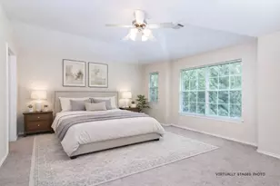 207 N Burberry Park Cir, The Woodlands, TX 77382 - Photo 3