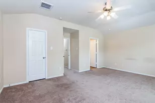 207 N Burberry Park Cir, The Woodlands, TX 77382 - Photo 15