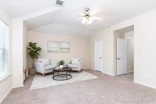 207 N Burberry Park Cir, The Woodlands, TX 77382 - Photo 3