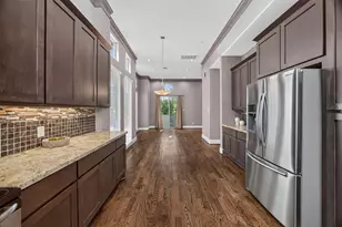 2307 Camden Dr, Houston, TX 77021 - Photo 9