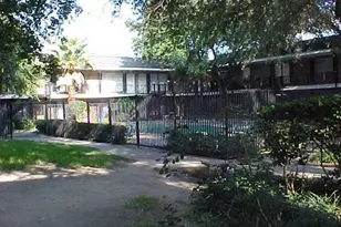 6405 Westward St, Houston, TX 77081 - Photo 5