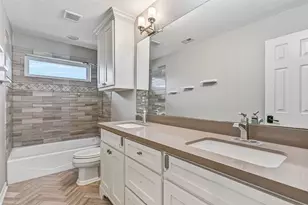 20 Campeche Estates Dr, Galveston, TX 77554 - Photo 37