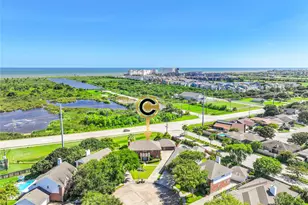 20 Campeche Estates Dr, Galveston, TX 77554 - Photo 5