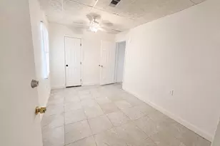9113 Oak Knoll Ln, Houston, TX 77078 - Photo 15