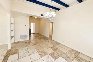 9113 Oak Knoll Ln, Houston, TX 77078 - Photo 5
