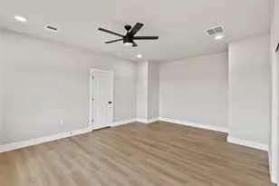 619 Chuckwagon Trail, Angleton, TX 77515 - Photo 19