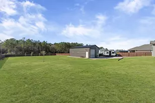 9729 Waller St, Conroe, TX 77303 - Photo 33