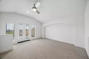 1059 W 16th St, Houston, TX 77008 - Photo 25