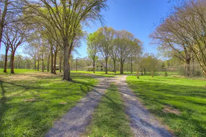17406 County Road 4821, Normangee, TX 77871 - Photo 5