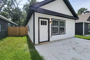 11849 Nelwood St, Willis, TX 77318 - Photo 3