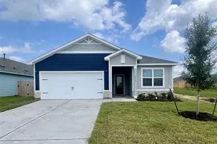 348 Kingston Wy, Waller, TX 77484 - Photo 1