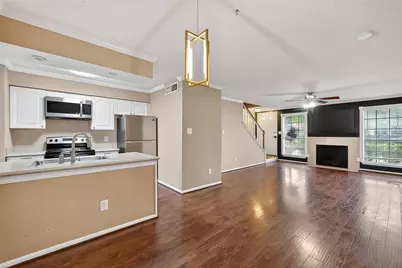10615 Briar Forest Drive #802, Houston, TX 77042 - Photo 13