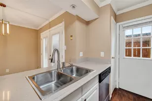 10615 Briar Forest Dr, Houston, TX 77042 - Photo 19