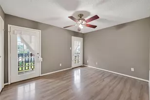 10615 Briar Forest Dr, Houston, TX 77042 - Photo 31