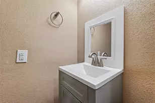 10615 Briar Forest Dr, Houston, TX 77042 - Photo 37