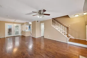 10615 Briar Forest Dr, Houston, TX 77042 - Photo 11
