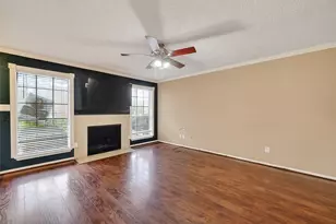 10615 Briar Forest Dr, Houston, TX 77042 - Photo 9