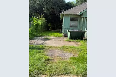 909 W Little York Road, Houston, TX 77091 - Photo 3
