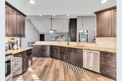 1208 Piney Woods Drive, Friendswood, TX 77546 - Photo 31