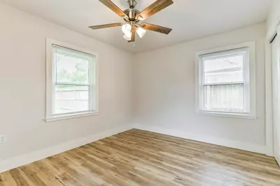 2014 15th Avenue N, Texas City, TX 77590 - Photo 7