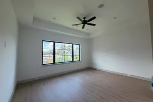 4927 Heatherglen Dr, Houston, TX 77096 - Photo 17