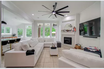13812 N Lake Branch Lane, Houston, TX 77044 - Photo 17