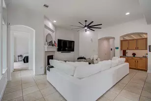 13812 N Lake Branch Ln, Houston, TX 77044 - Photo 15