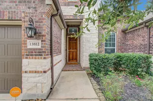 13812 N Lake Branch Ln, Houston, TX 77044 - Photo 3