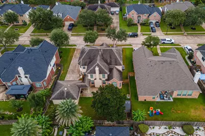 2122 Fortuna Bella Drive, Pearland, TX 77581 - Photo 15