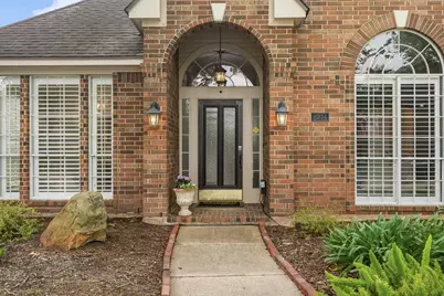 6714 Morningside Drive, Sugar Land, TX 77479 - Photo 3