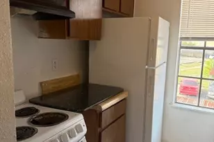 8323 Wilcrest Dr, Houston, TX 77072 - Photo 9