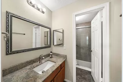 702 W Country Grove Circle, Pearland, TX 77584 - Photo 11