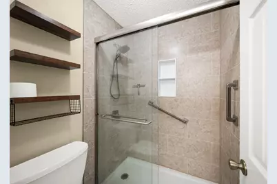 702 W Country Grove Circle, Pearland, TX 77584 - Photo 21