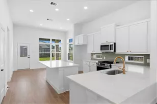 19274 Hazel Firs Ct, Magnolia, TX 77355 - Photo 5