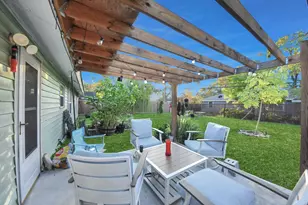 221 W 4th St, Deer Park, TX 77536 - Photo 35