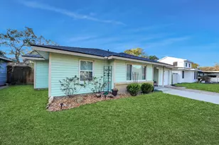 221 W 4th St, Deer Park, TX 77536 - Photo 3