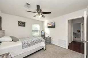 221 W 4th St, Deer Park, TX 77536 - Photo 23