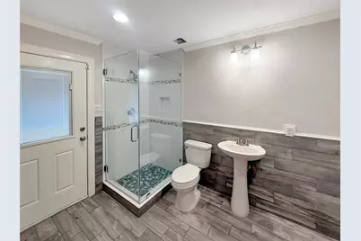 4319 Woodvalley Drive, Houston, TX 77096 - Photo 17