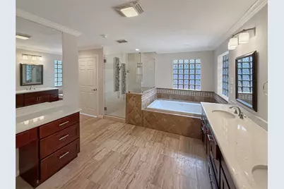 4319 Woodvalley Drive, Houston, TX 77096 - Photo 29