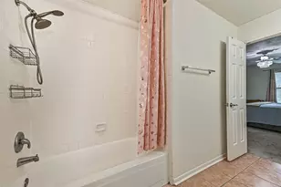 2115 Aberdeen Dr, League City, TX 77573 - Photo 31