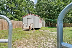 61 Hicks Loop W, Cleveland, TX 77328 - Photo 33
