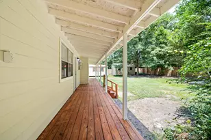 61 Hicks Loop W, Cleveland, TX 77328 - Photo 35
