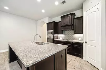 253 Trillium Park Loop, Conroe, TX 77304 - Photo 9