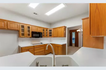 423 Tallow Drive, Conroe, TX 77385 - Photo 15