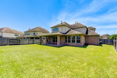 2415 Flowering Brook Lane, Sugar Land, TX 77479 - Photo 35